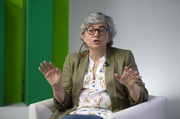 Ana González: «Si la Alcaldía dependiera de mantener la renta social diría que sí»