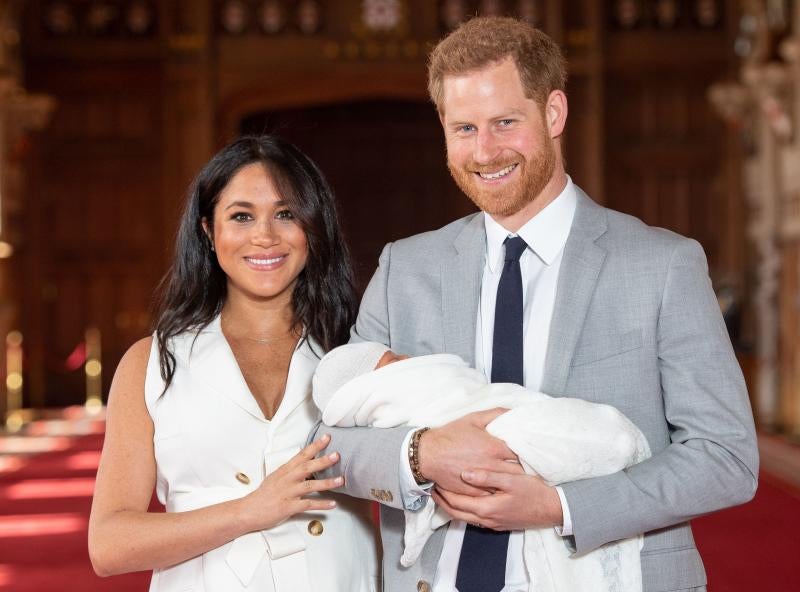 Los duques de Sussex presentan a su primer hijo