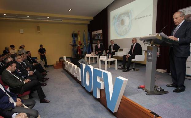 Asturias hará en un año ensayos con córneas artificiales en humanos