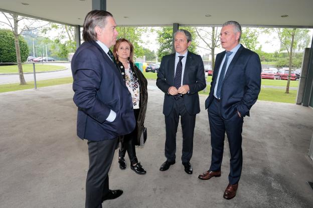 López-Asenjo ofrece a las empresas decidir cuándo pagar sus impuestos