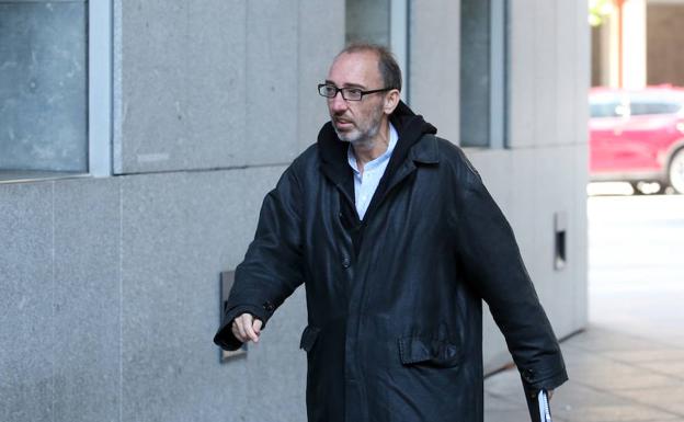 Caso Niemeyer | La Audiencia considera que persiste el riesgo de fuga de Natalio Grueso