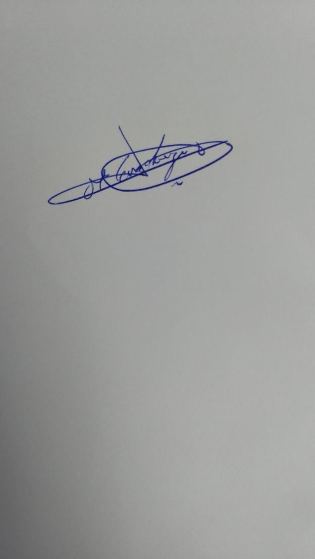 Un recuerdo para sus padres en una firma con nombre completo