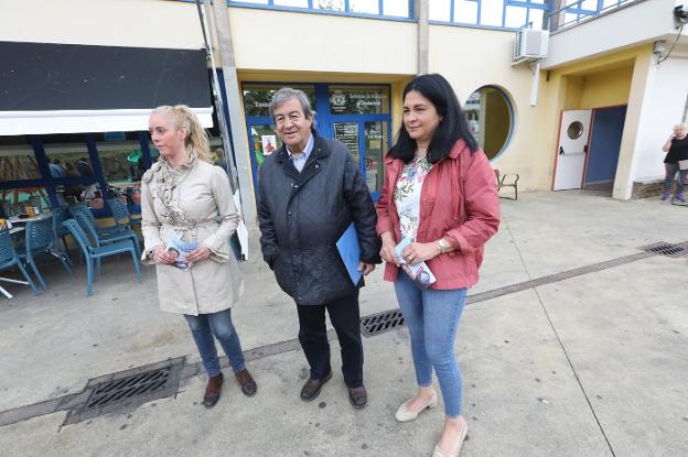 Álvarez-Cascos apela al voto a Foro para revertir «el deterioro de Asturias»