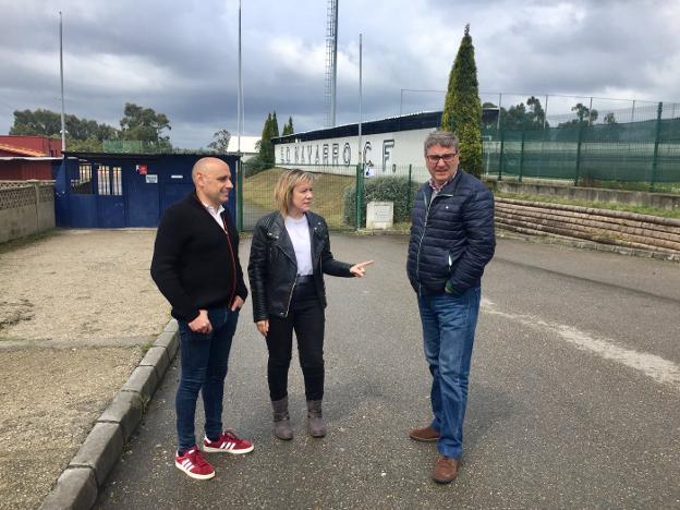 Llamazares quiere trasladar la Escuela del Deporte a Valliniello