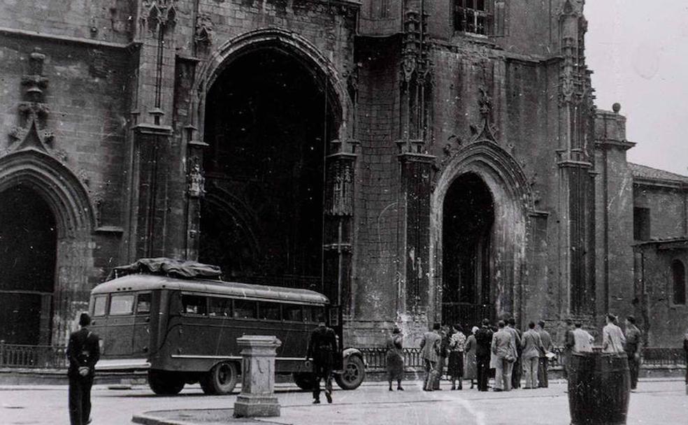 Cuando Franco montó la ruta turística de la guerra por Asturias