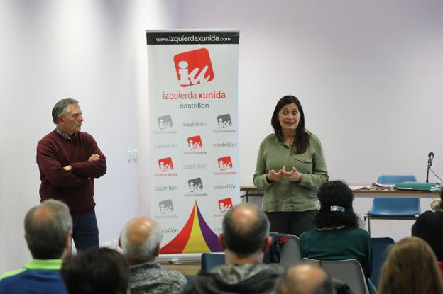 Led en el campo de fútbol y mejoras en las sendas, compromisos con Raíces