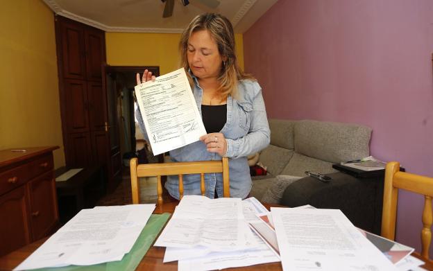 «Mi hija no sale de casa porque cuando pone un pie en la calle la niña le pega»