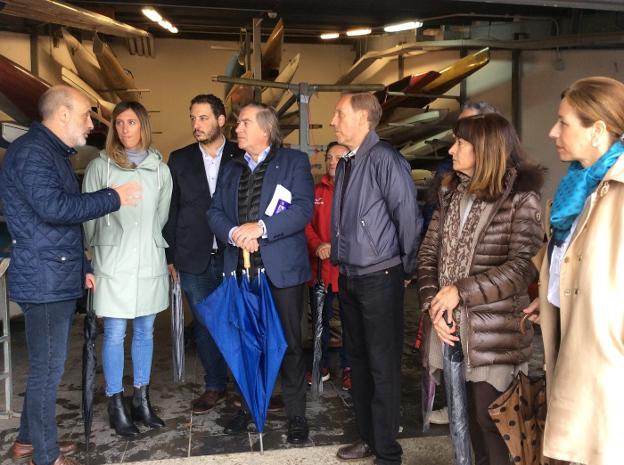 López-Asenjo insta a crear una escuela de deportes naúticos