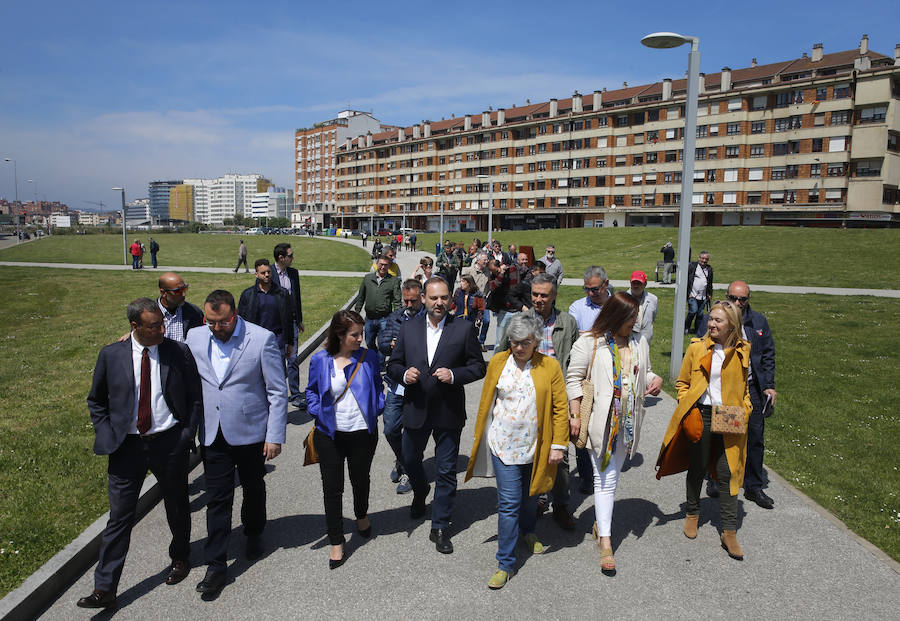 «En diez meses solucionamos lo que no se hizo en 17 años con el plan de vías de Gijón»