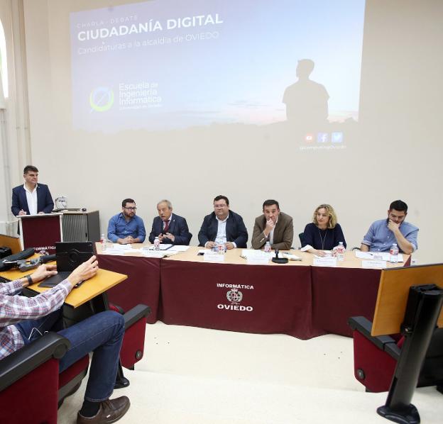 Debate acerca de la gestión digital