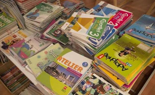 El banco de libros de texto organiza un primer intercambio del 15 al 19 de julio en Oviedo
