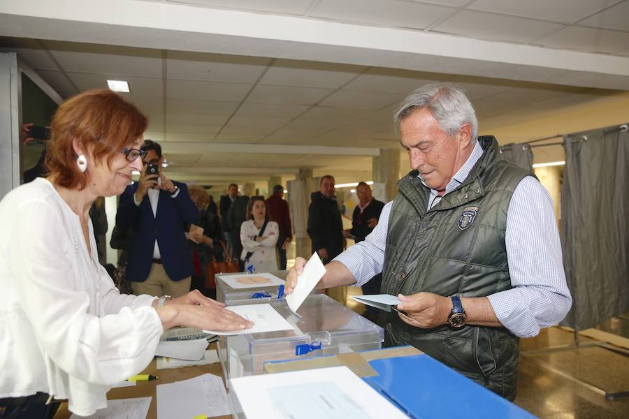 Los candidatos de Gijón llaman a una votación masiva