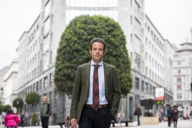 Nacho Cuesta ve «posible» un entendimiento con el Partido Popular