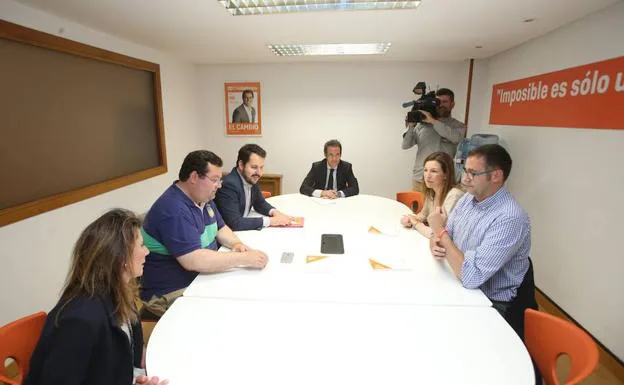 Ignacio Cuesta apuesta por configurar un «gobierno estable» en Oviedo