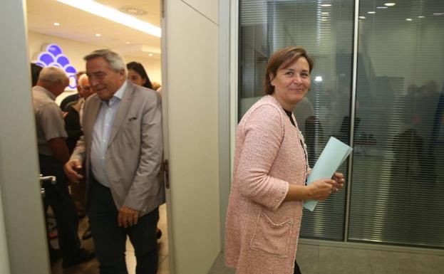 En directo: Carmen Moriyón renuncia a su escaño pero mantendrá la presidencia de Foro