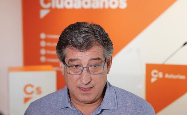 Ignacio Prendes, al PSOE asturiano: «Si quieren mirar a la moderación, ahí estaremos»