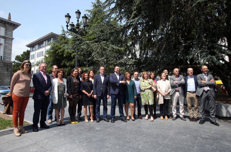 Toma de posesión de los nuevos diputados de la Junta General