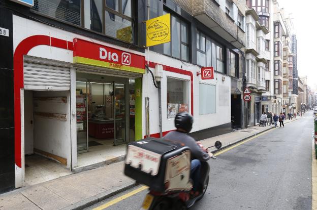 Dia prevé cerrar 22 supermercados en Asturias durante el mes de junio