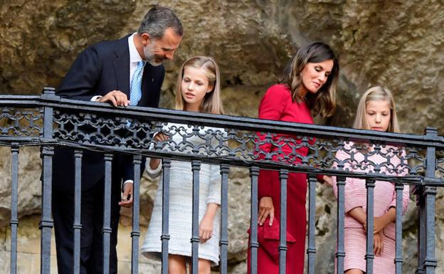 Leonor refuerza su papel institucional al acudir a los Premios Princesa en Oviedo