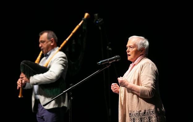 La canción asturiana triunfa y sube el listón en la Pola