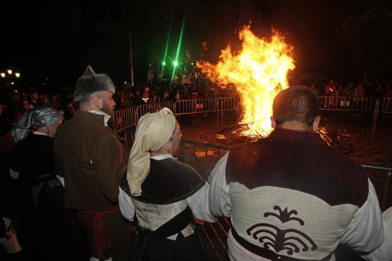San Juan resiste a la lluvia en Oviedo