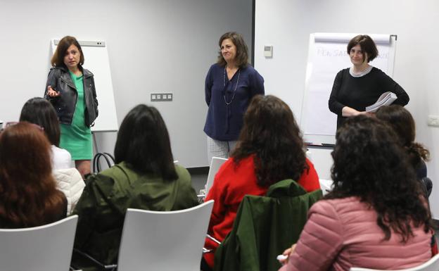 «A las mujeres nos educan para conformarnos pero debemos luchar y tener ambición»