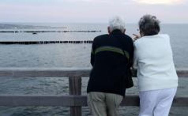 Cobrando después de muertos. ¡Qué país!