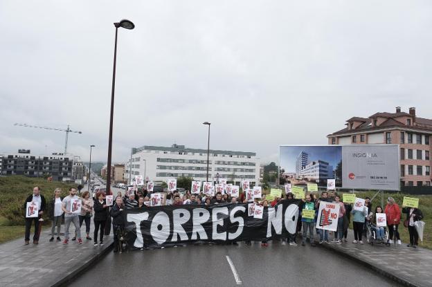 Los vecinos de Nuevo Roces piden que «se mantenga la estética del barrio»