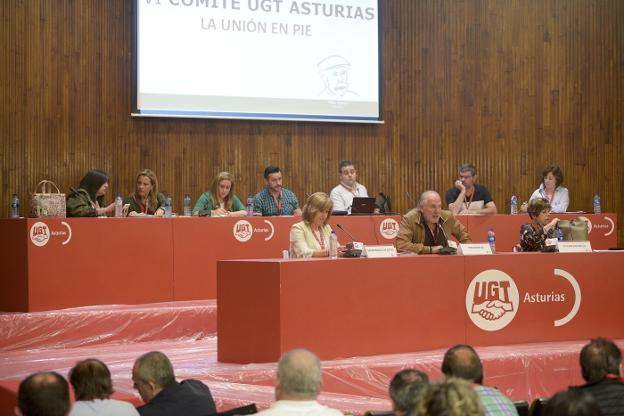 El Gobierno se compromete a rebajar la factura entre 12 y 15 euros por megavatio