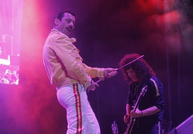 El espíritu de Freddie Mercury revive en Gijón