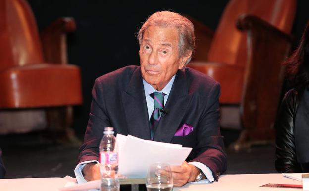 Preocupación por el estado de salud de Arturo Fernández