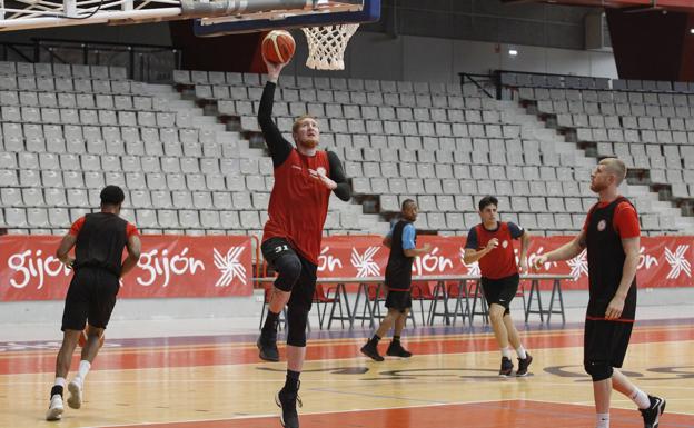 El Círculo Gijón permuta su plaza con el filial del Baskonia y jugará en LEB Plata