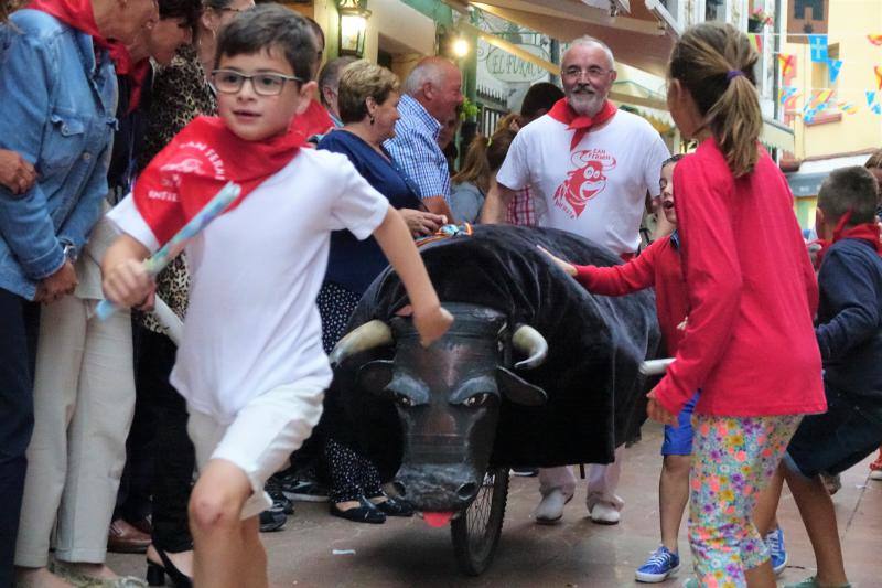 Infiesto corre en los primeros encierros de San Fermín