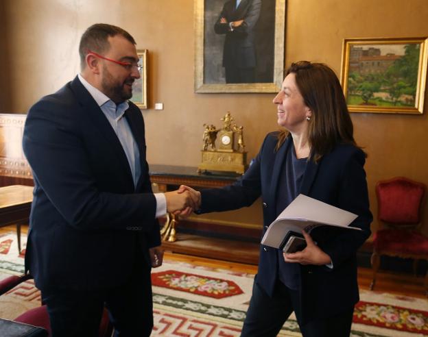 Podemos e IU centran en empleo, educación y fiscalidad sus peticiones para apoyar a Barbón