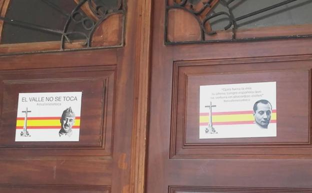 Franco y Primo de Rivera, en el Ayuntamiento de Tapia de Casariego