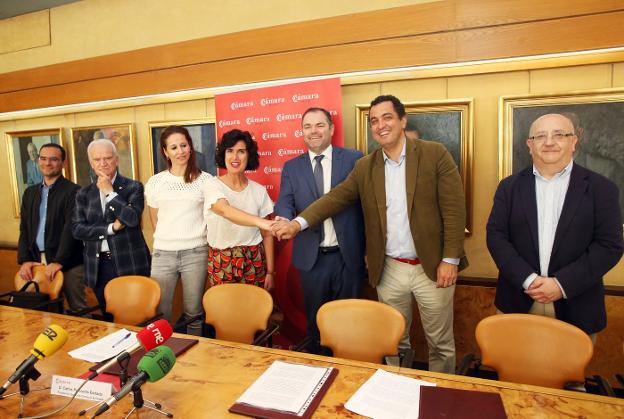 La Cámara de Comercio «urge» agilizar la concesión de licencias