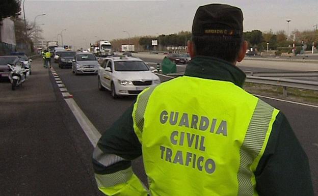 Interceptado un conductor de 88 años que circulaba a 156 kilómetros por hora