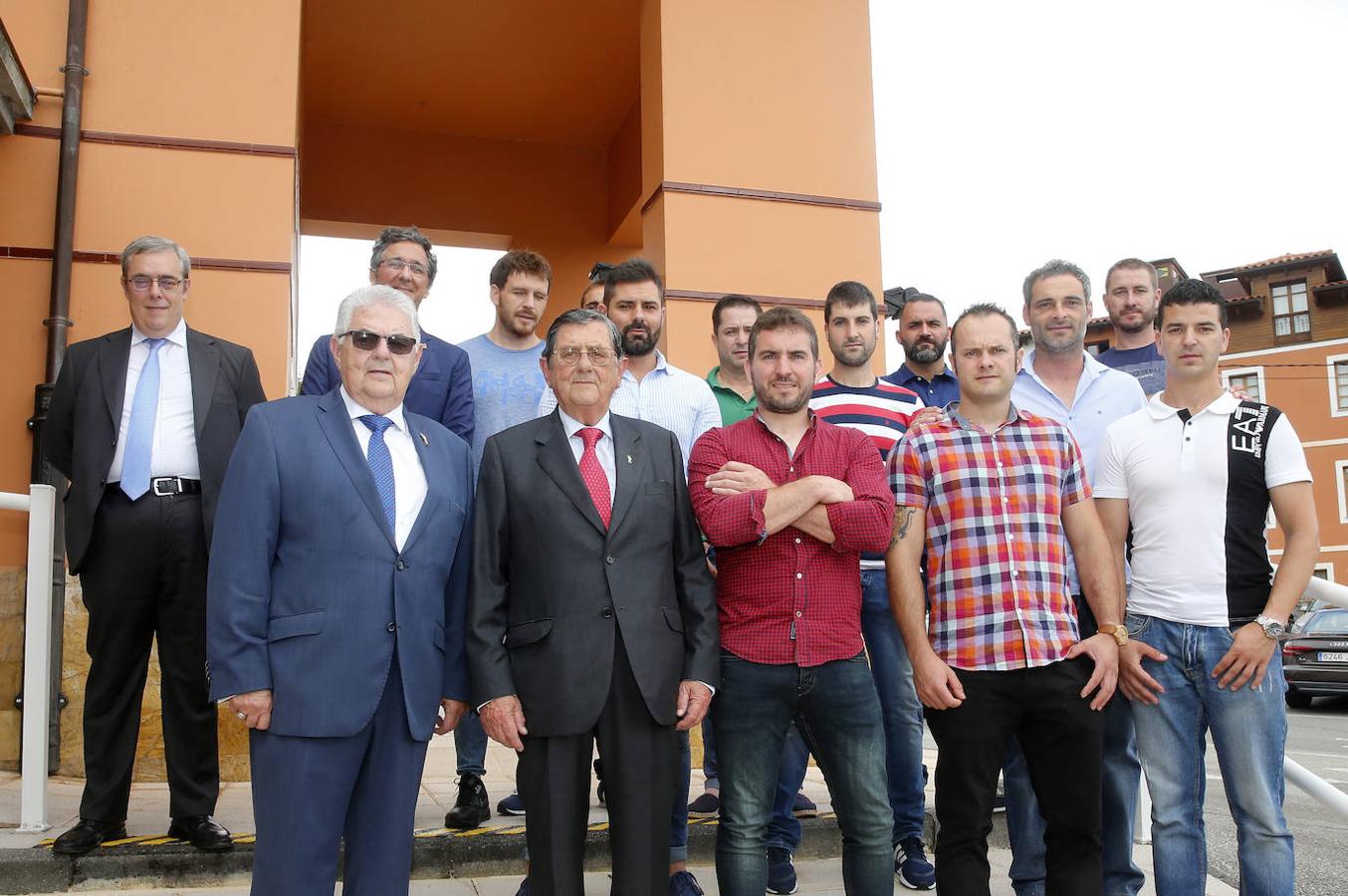 Cudillero entrega la XL Amuravela de Oro