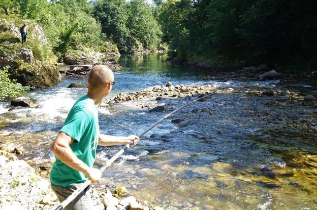 Una campaña de contrastes con el horizonte difuso