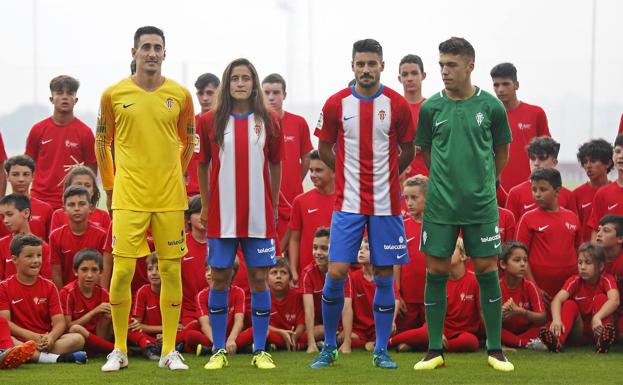 El Sporting presentará las camisetas en La Escalerona