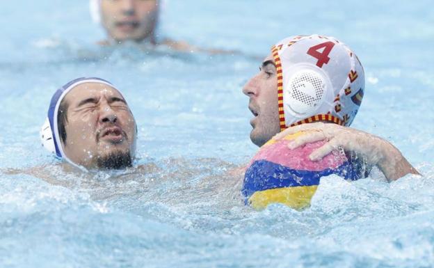 España pasa a cuartos en waterpolo