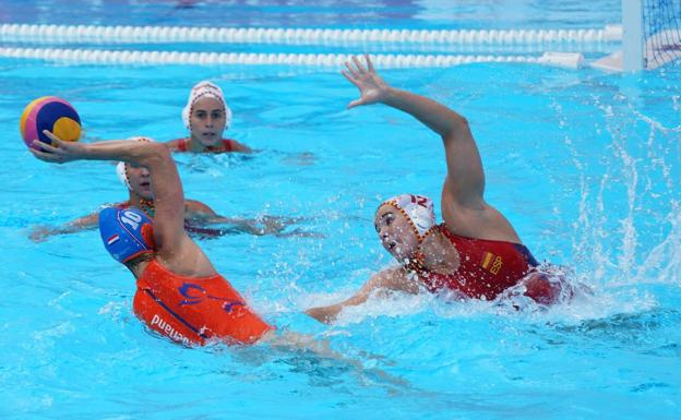 España acaba con la campeona de Europa para meterse en semifinales