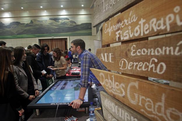 Las carencias de los universitarios disparan el «gasto en formación» de los empresarios