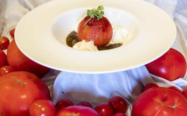 Diez platos con tomate natural que no puedes dejar de hacer este verano