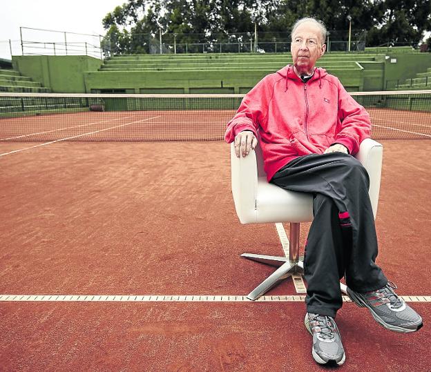 Adiós al mejor embajador de Avilés con el tenis