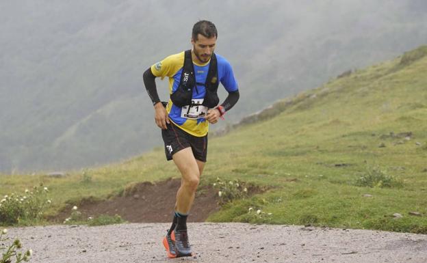 El cabraliego Juanjo Somohano se impone en el Desafío Somiedo