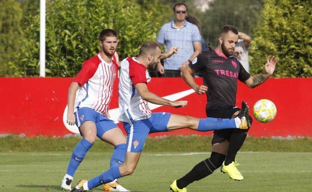 El Sporting B empata con el Lealtad en su tercera prueba estival