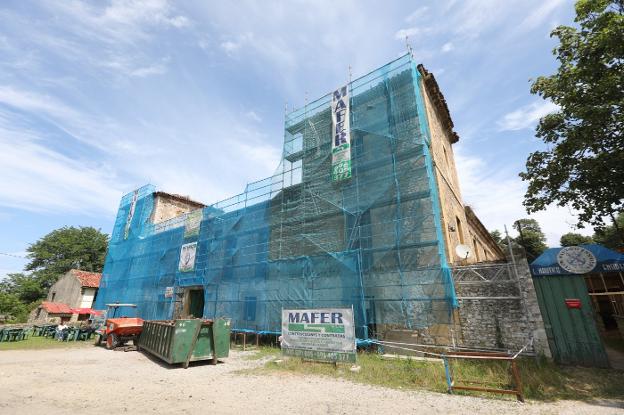 La rehabilitación del palacio de Trasona, en suspenso