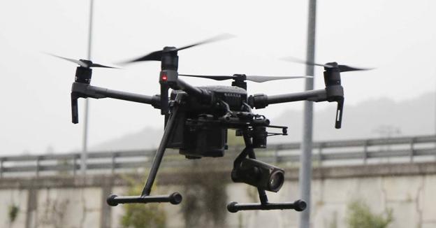 Los drones de tráfico comienzan a vigilar y a multar