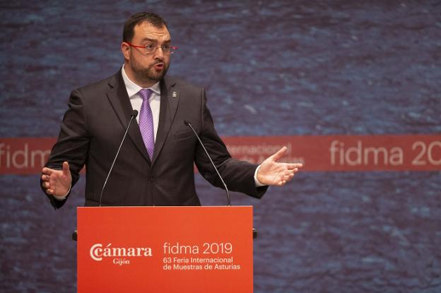 Barbón dará prioridad a un cambio de modelo energético